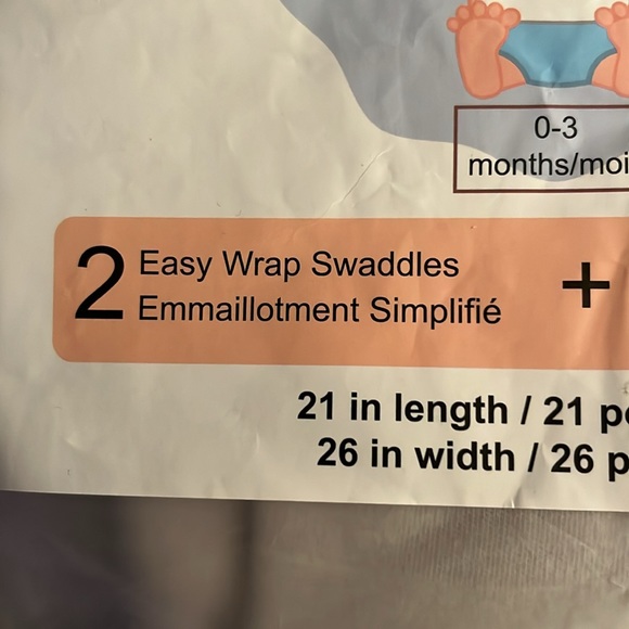 Easy wrap, swaddles hundred percent cotton with mittens size 0 to 3 months - Picture 2 of 6